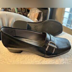 Life Stride Soft System EUC shoes